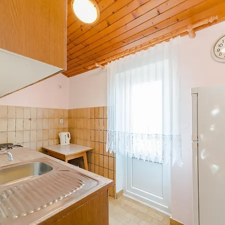 Apartment Sabunike 14490f *